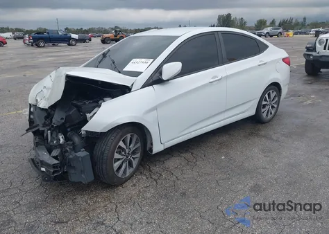 2017 Hyundai Accent Value Edition z USA, uszkodzony, nr VIN KMHCT4AE7HU372098